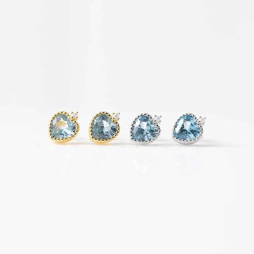 925 Sterling Silver Stud Earring Charm Jewelry - Sapphire Heart Shaped - Xm251-E