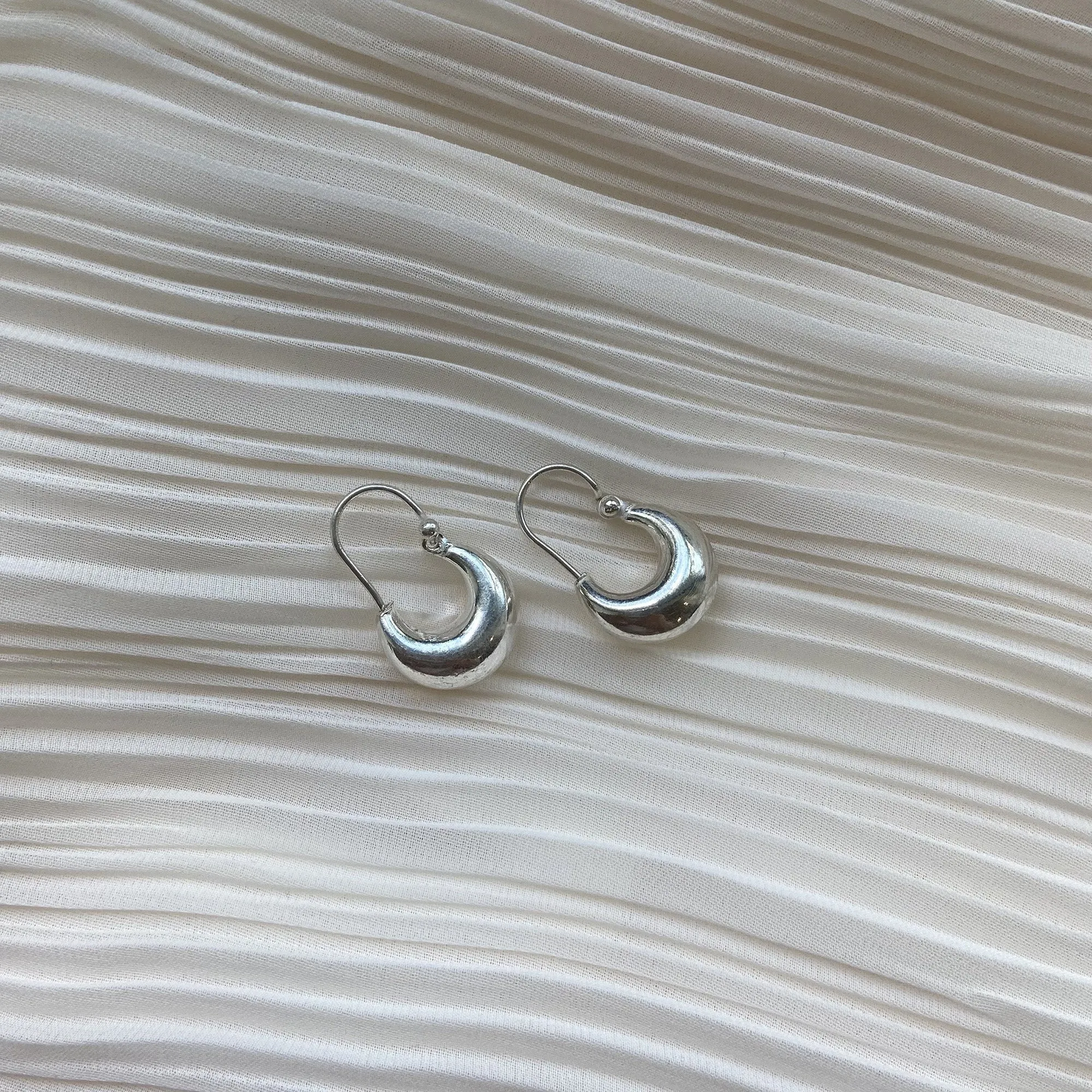 Bold Classic Hoop Earrings