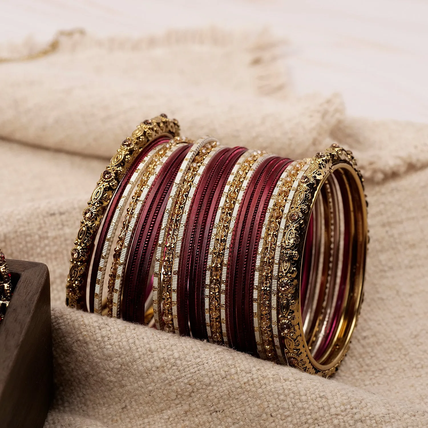 Classic Bangle Set in Maroon