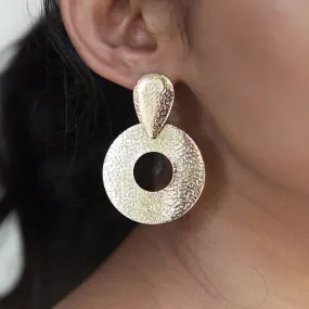 CONTEMPORARY OVERSIZED TEXTURED GOLD-TONED CIRCULAR DROP EARRINGS