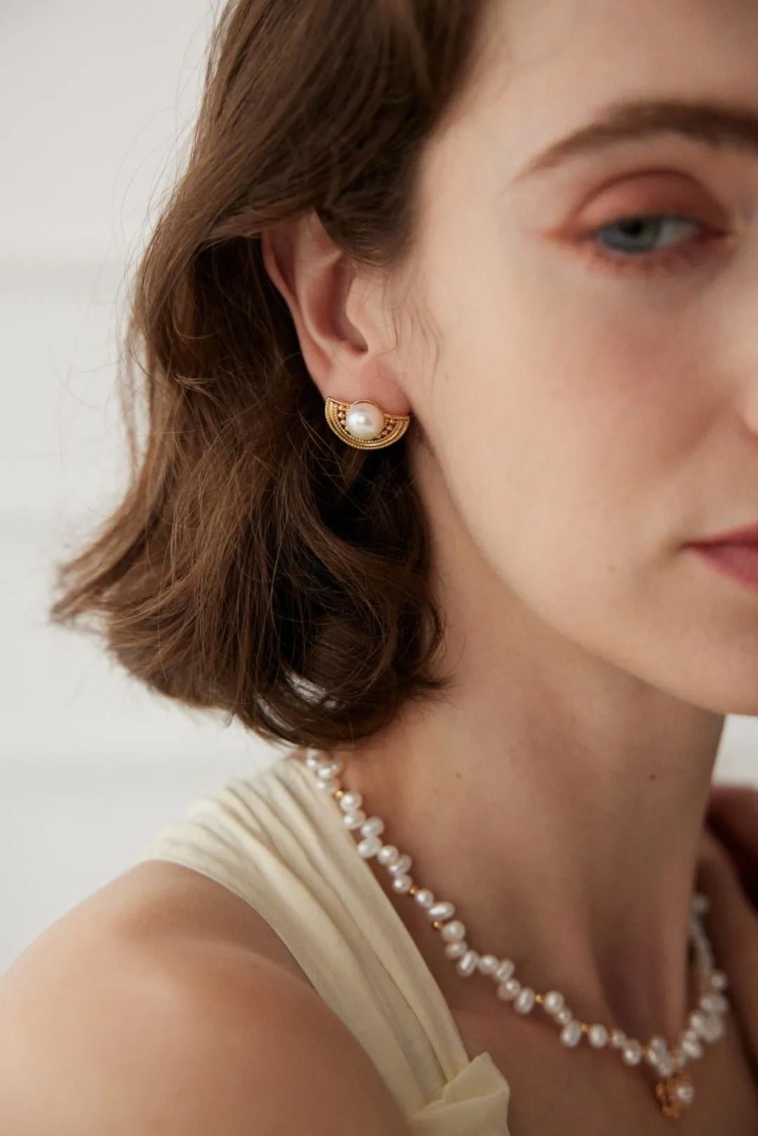 Fan-Shaped Pearl Stud Earrings