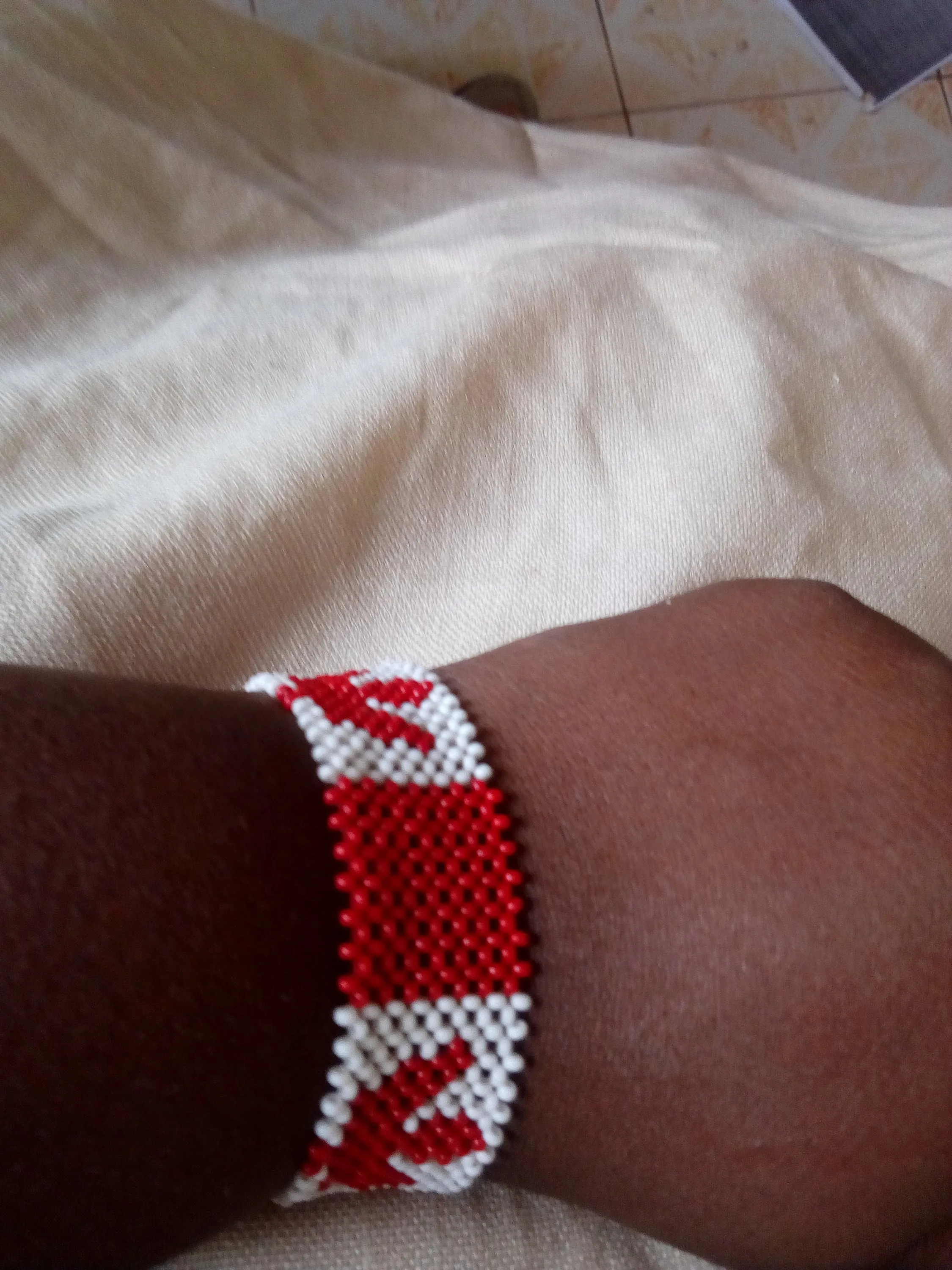 Handmade maasai Masai masaai Canada flag beaded bracelet with free shipping world wide