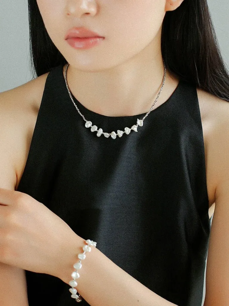 Luxury Shining Passepartout Crushed Baroque Pearl Bracelet