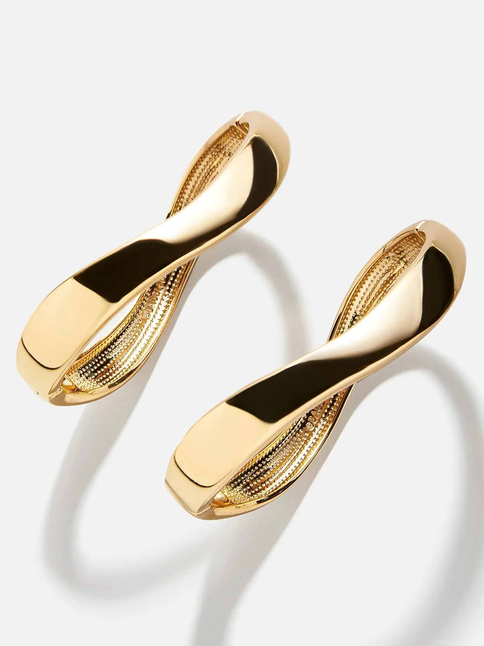Natalia Wavy Hinge Bangle Set Gold - BaubleBar