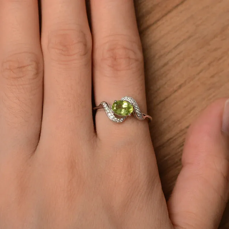 Natural Oval Cut Peridot Unique Promise Ring - 925 Sterling Silver Ring