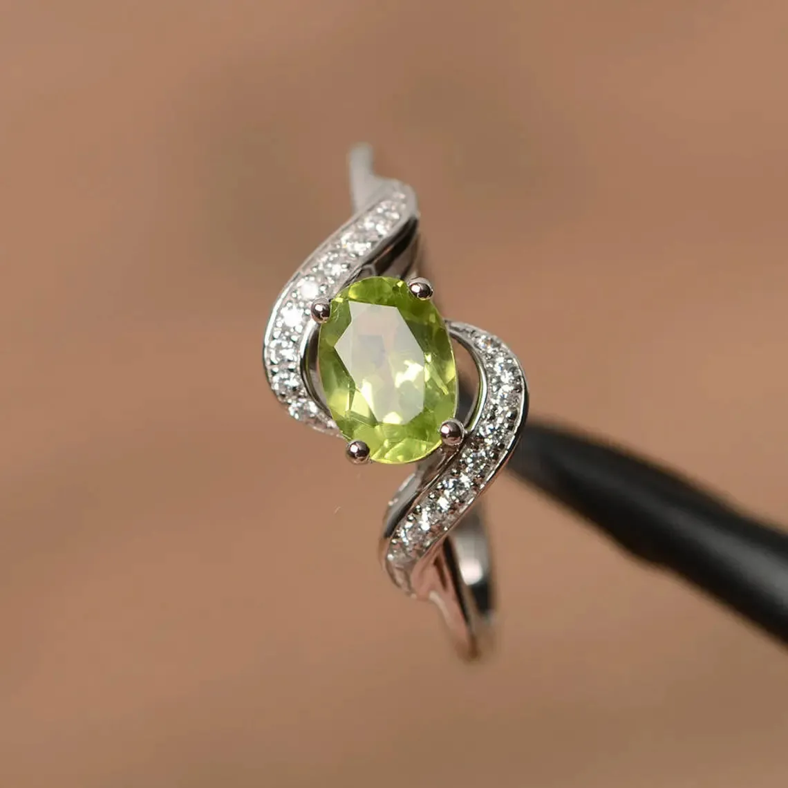 Natural Oval Cut Peridot Unique Promise Ring - 925 Sterling Silver Ring