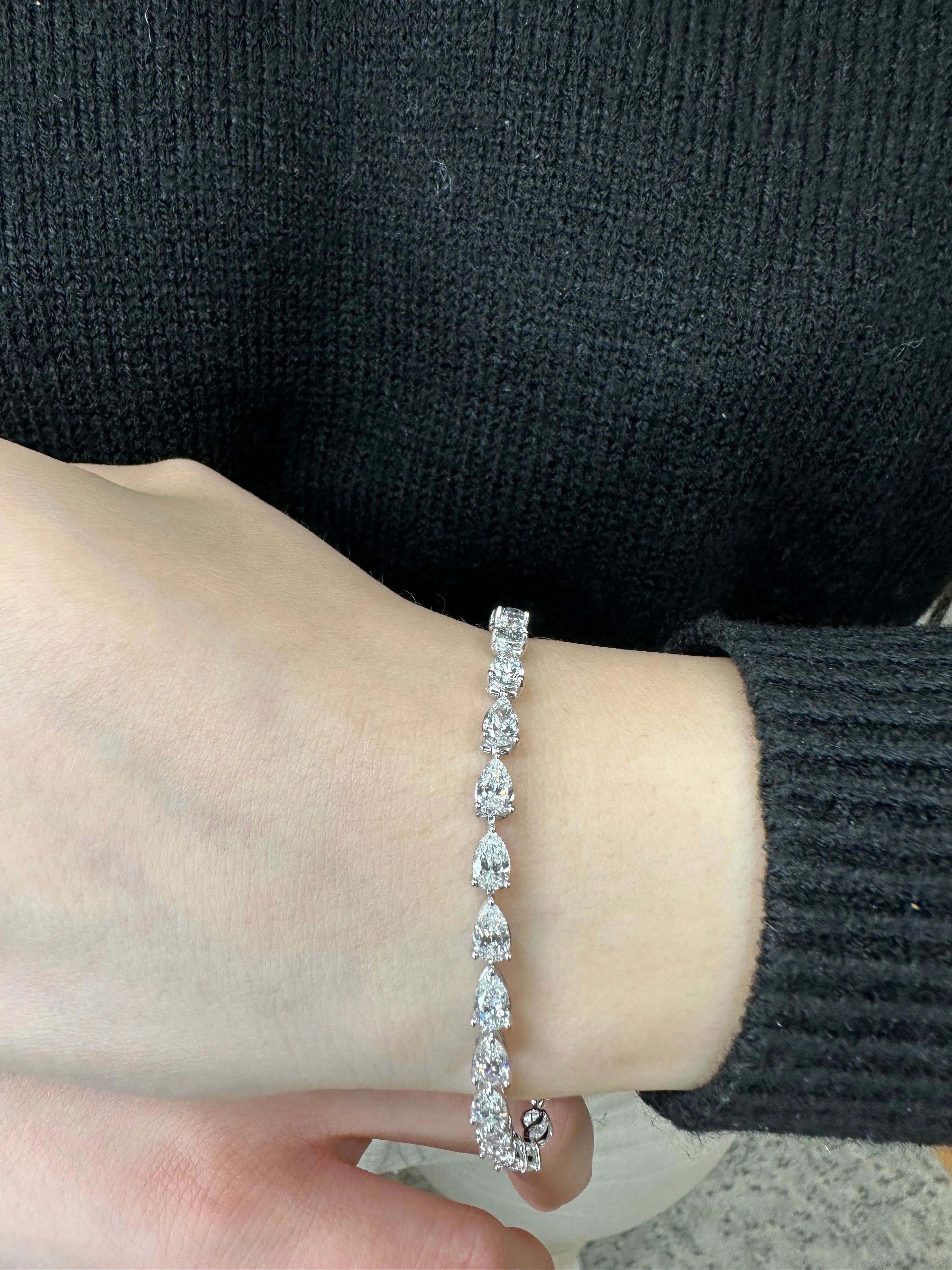 Pear Shape East To West Natural Diamond Tennis Bracelet 18K Solid Gold