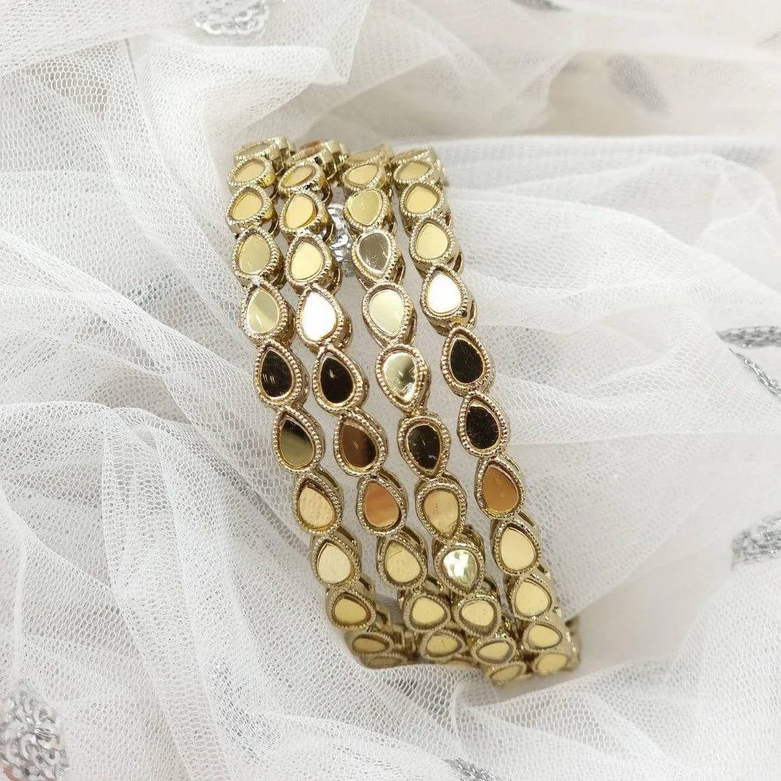 Set of 4 Antique Gold Mirror Bangle Set