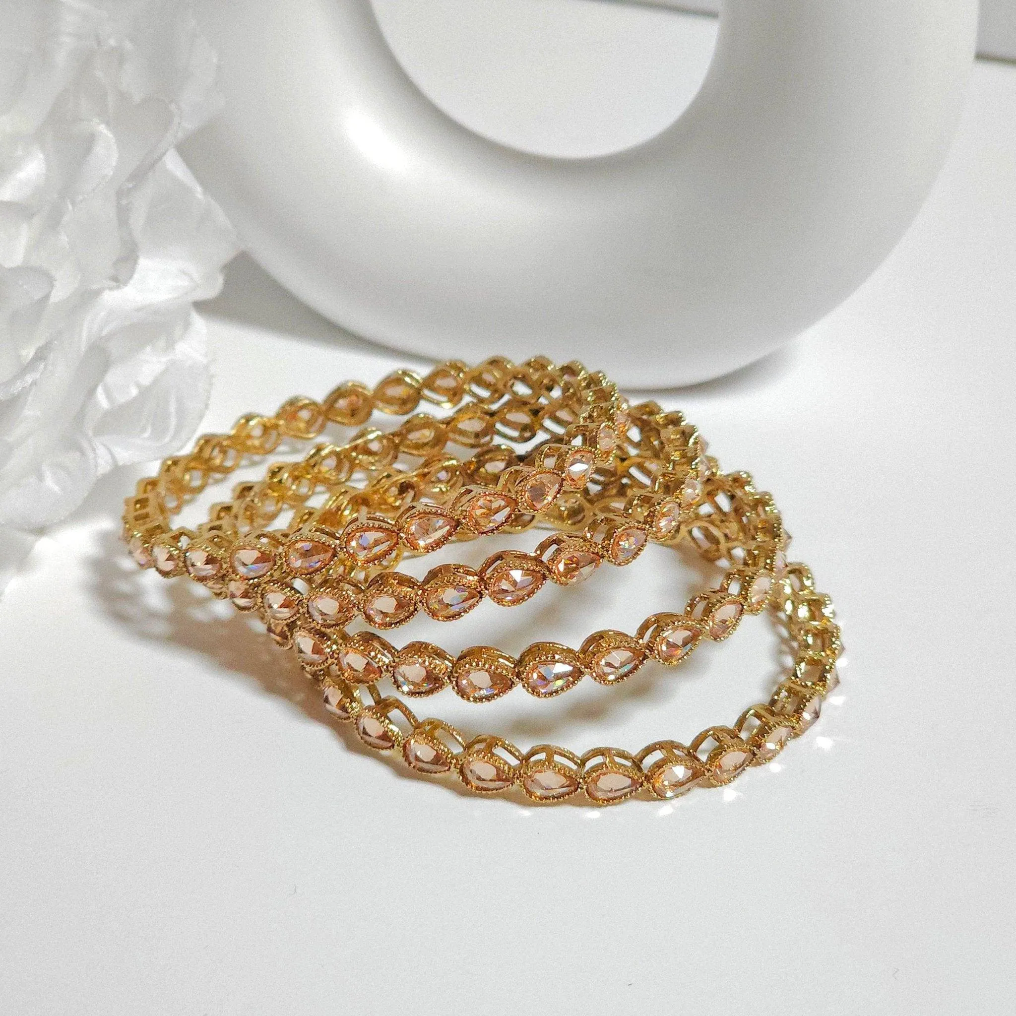 Set of 4 Antique Gold Polki Bangles