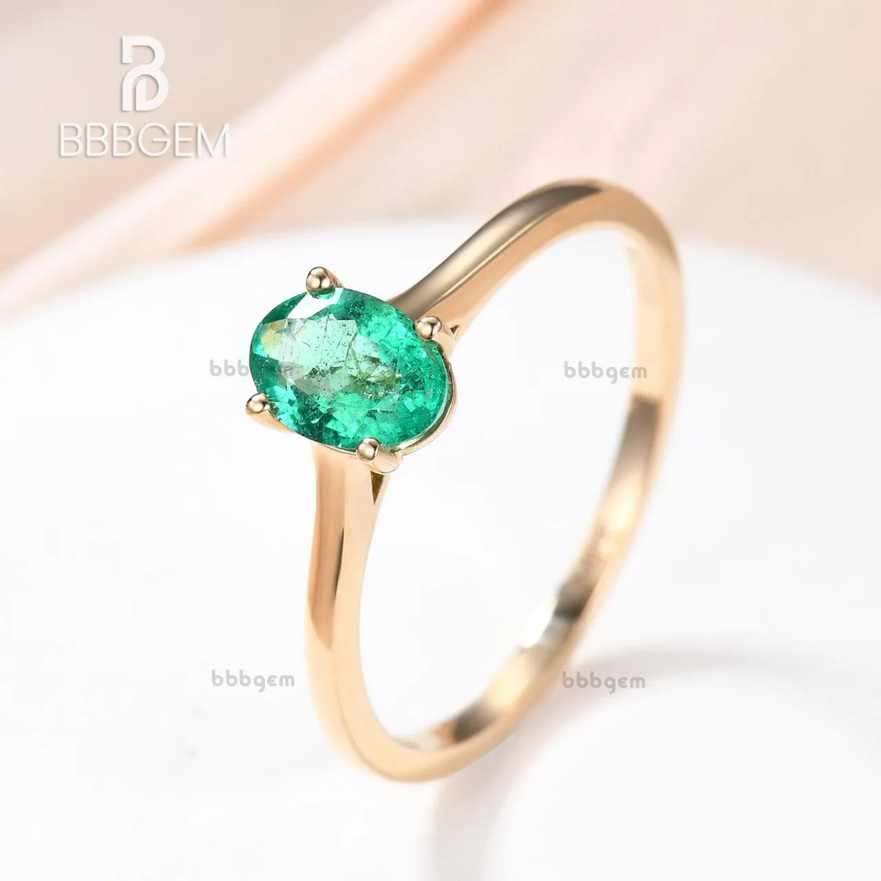 Solitaire Natural Oval Cut Emerald Engagement Ring