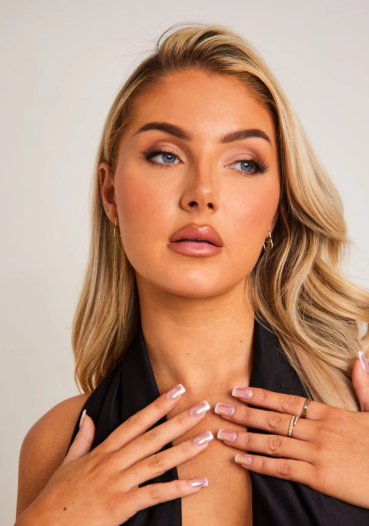 Viktoria Gold V Style Letter Earrings